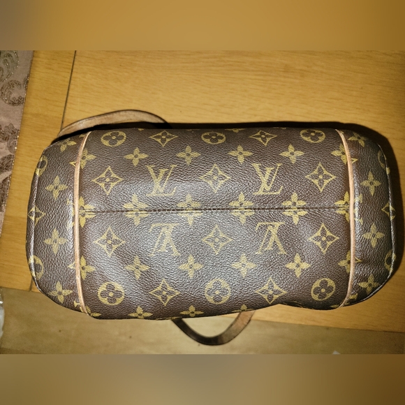 Louis Vuitton Totally PM Monogram Tote - Picture 12 of 16